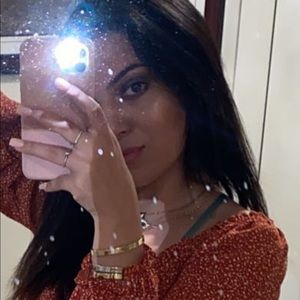 Meet your Posher, Sara